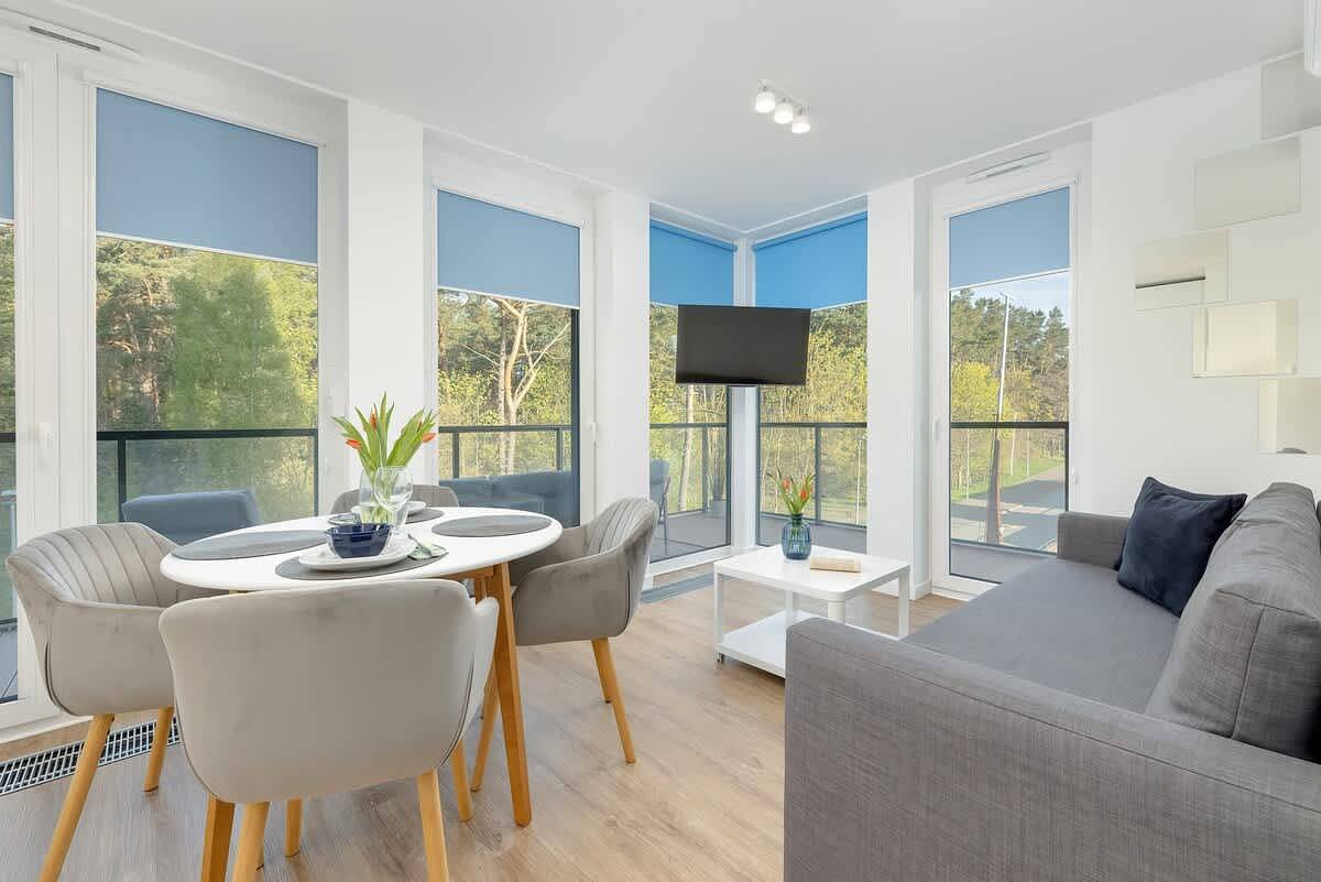 Ganze Wohnung, Ferienwohnung für 4 Personen mit Balkon/Terrasse in Mrzeżyno, Powiat gryficki