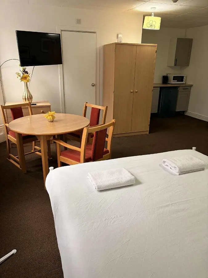 Aparthotel para 3 personas, con jardín - 1