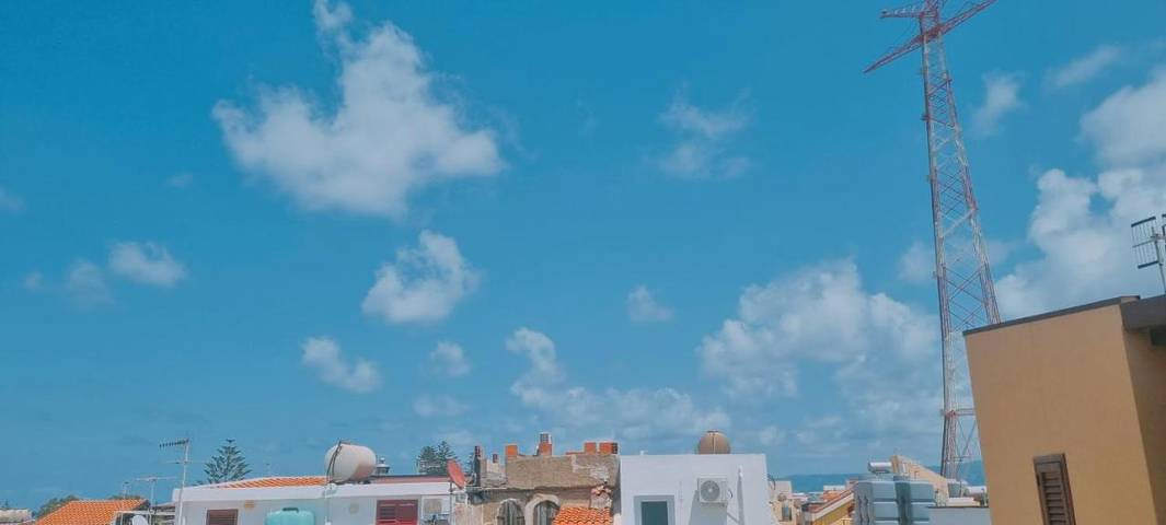 Location de vacances pour 6 personnes, avec terrasse et vue à Torre Faro - 4