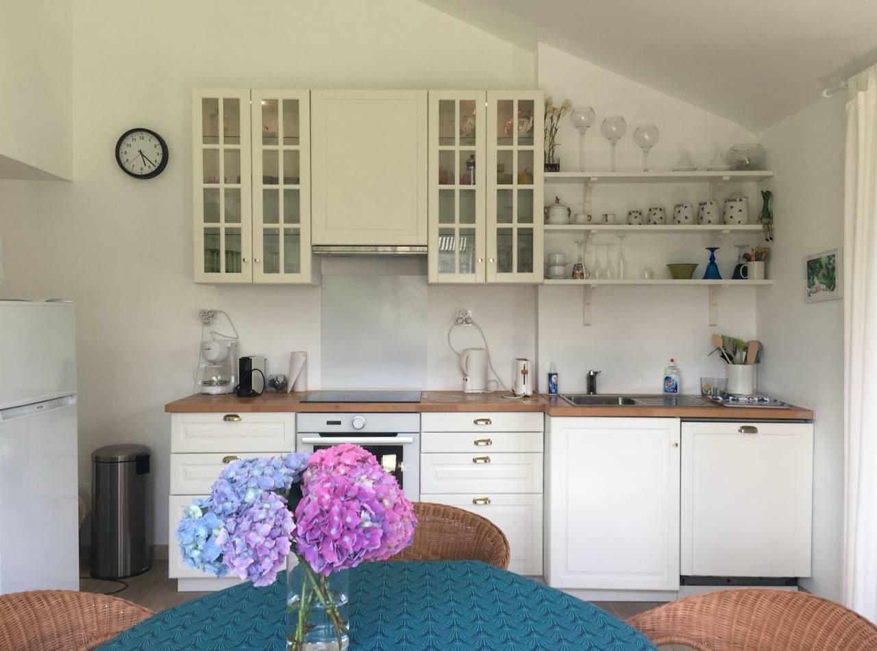 Maison, centre-ville, au calme avec jardin terrasse in Huelgoat, Région de Châteaulin