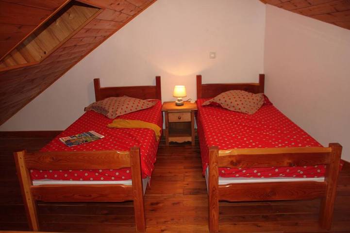 Chambre avec 4 couchages, avec mezzanine. in Saint-Jean-Saint-Nicolas, Parc national des Écrins
