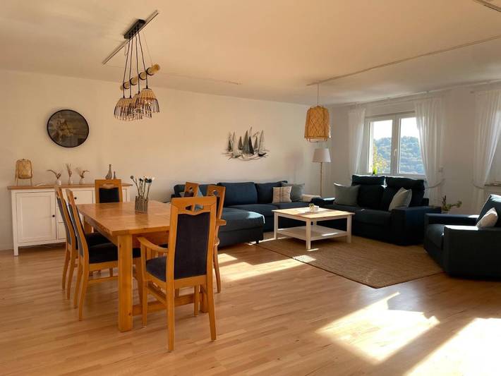Ferienwohnung für 5 Personen, mit Balkon und Ausblick in Ennepetal