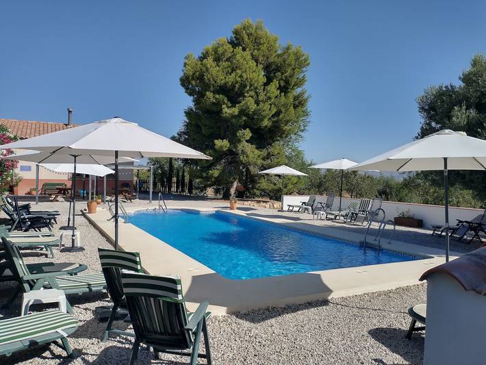 Casa rural con piscina para 4 personas, con balcón y jardín en Provincia de Almería - 2