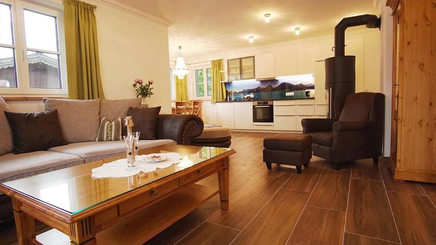 Ferienwohnung für 4 Personen, mit Ausblick und Garten am Wolfgangsee