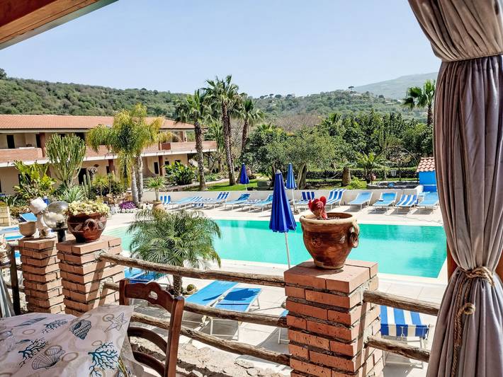 Holiday rental for 4 people, with Balcony and Terrace as well as Garden in Calabria