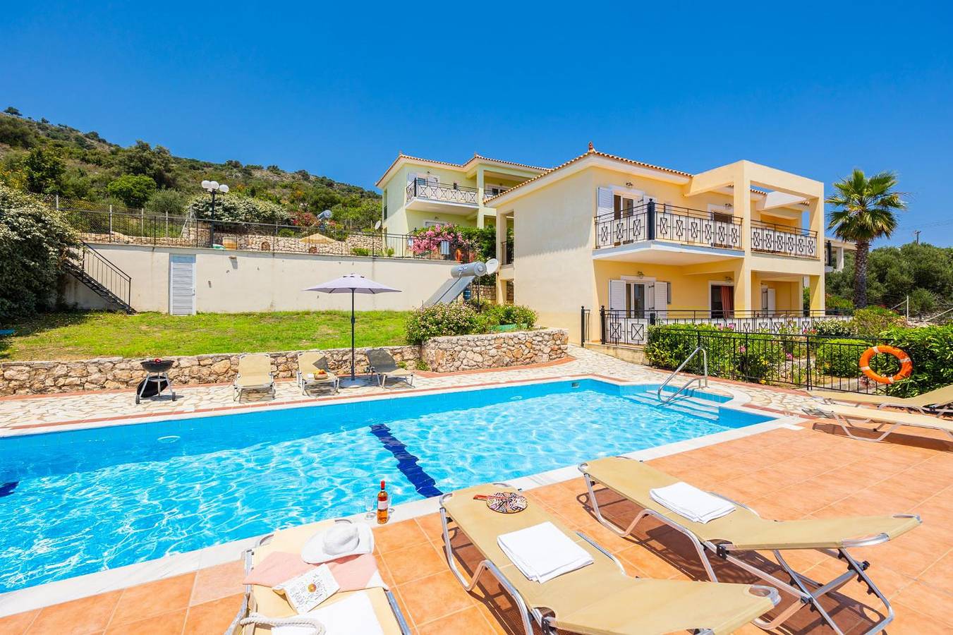 Villa für 8 Personen mit Balkon in Skala, Kefalonia