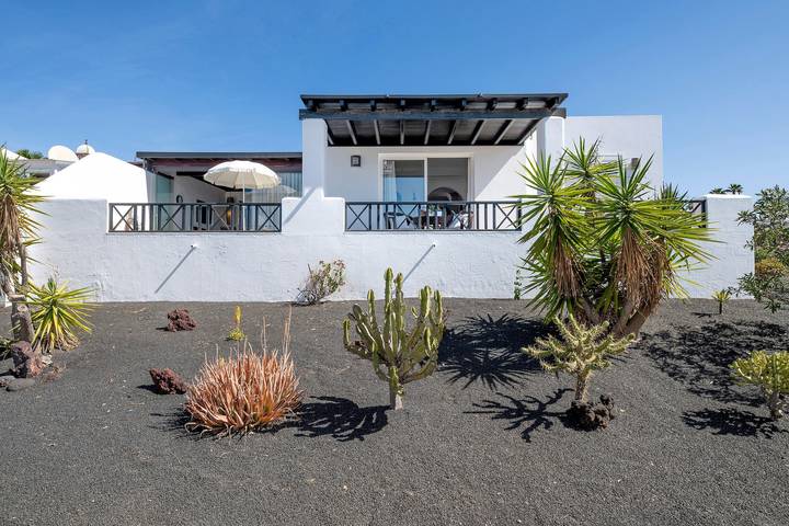 Ferienhaus für 4 Personen, mit Balkon und Garten in Playa Blanca