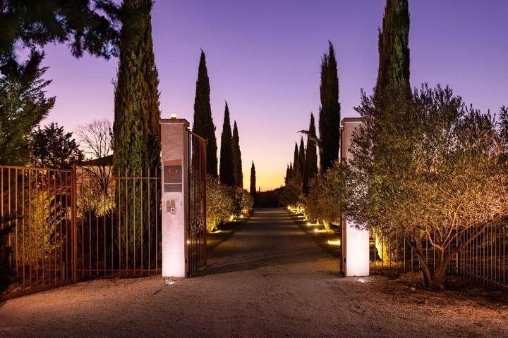 Maison d’hôte pour 2 personnes, avec piscine ainsi que jardin et vue à Aix-en-Provence - 2