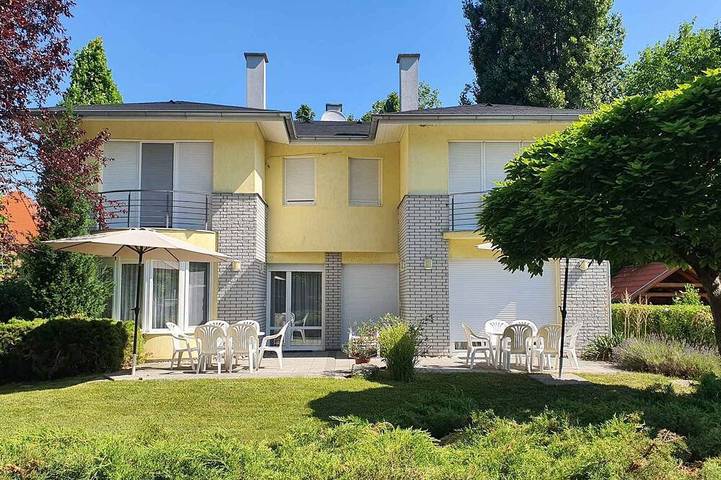 Ferienhaus für 4 Personen, mit Terrasse und Garten - 1