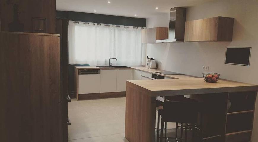 Villa pour 9 personnes, avec vue ainsi que terrasse et piscine à Lattes