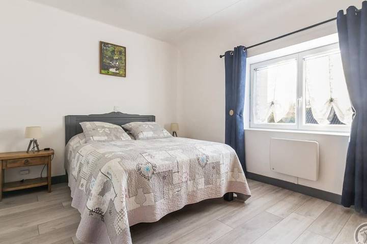 Gîte pour 4 personnes, avec jardin à Valcanville - 2