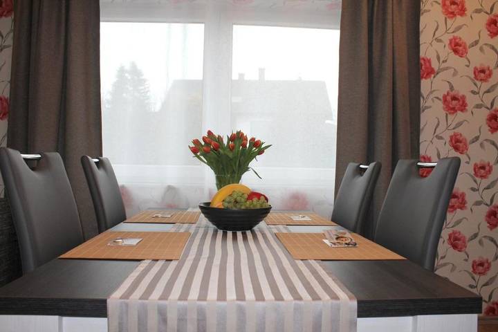Ferienwohnung für 2 Personen, mit Terrasse und Garten sowie Ausblick in Reichshof - 3