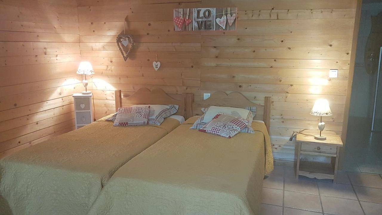 Standard Double Room in Gevry, Jura