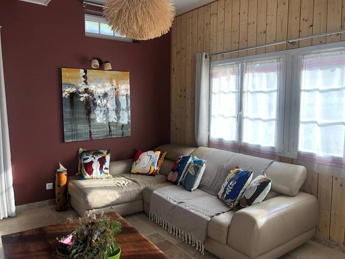 Location de vacances pour 8 personnes, avec Terrasse à Bois-Jérôme-Saint-Ouen