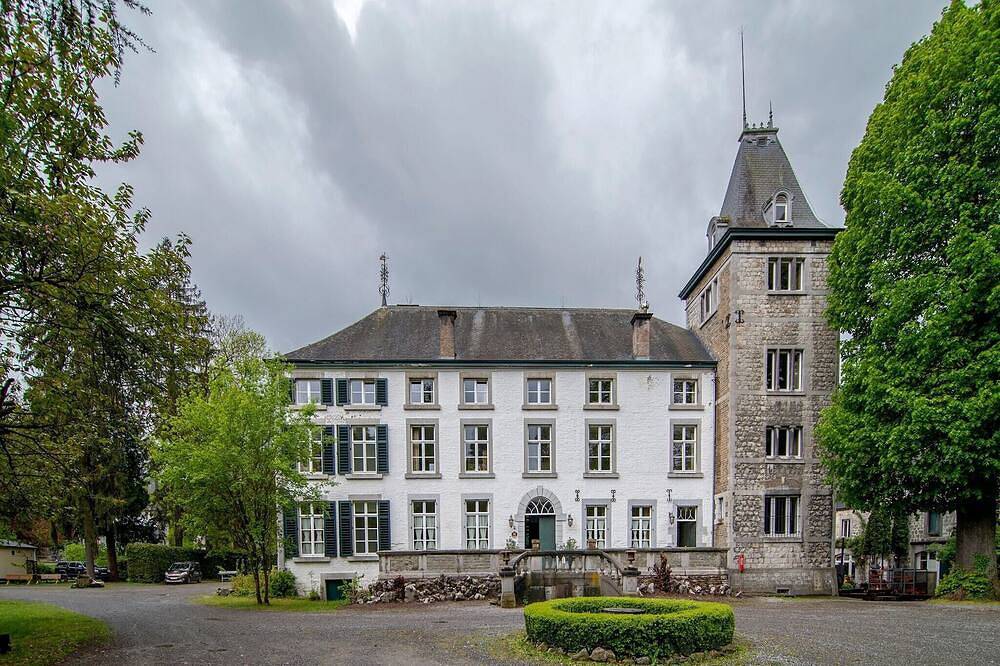 Kasteelappartement Aywaille bij Amblève in Aywaille, Luik en omgeving