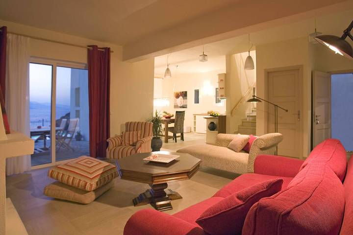 Location de vacances pour 5 personnes, avec Vue sur l’océan ainsi que Balcon/Terrasse et Jardin à Agios Nikolaos - 4
