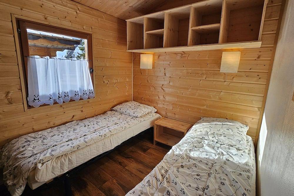 Chalet Bois individuel dans résidence de Vacances in Le Collet d'Allevard, Allevard