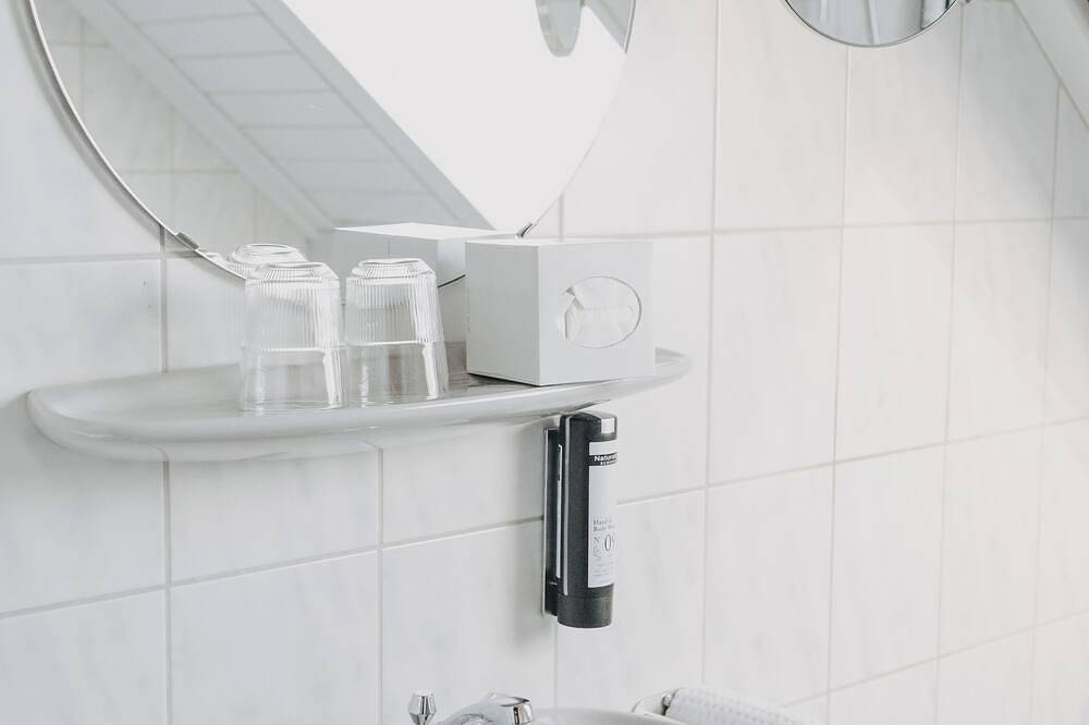 Ganze Wohnung, Ferienappartement Saarschleife - Wellness & Spa gegenüber inklusive! in Saarschleife, Mettlach