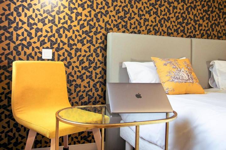 Hôtel pour 2 personnes, avec jardin et sauna ainsi que piscine et terrasse, animaux acceptés