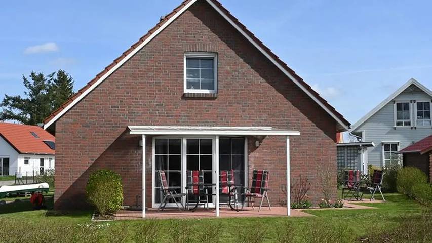 Ferienhaus mit Meerblick für 7 Personen, mit Garten