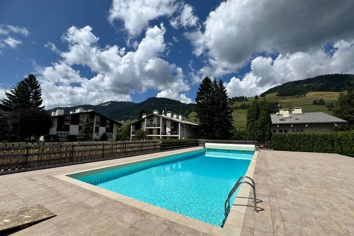 Studio pour 4 personnes, avec piscine, adapté aux familles à Megève