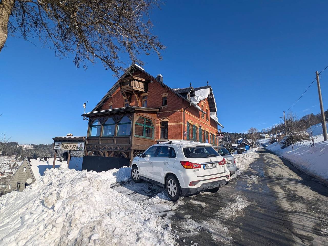 Berggasthaus & Pension Schöne Aussicht - Zimmer 2 in Klingenthal, Chemnitz und Umgebung