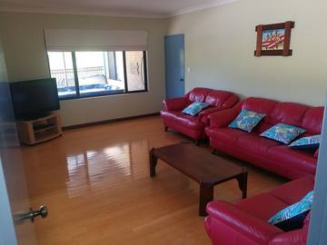 Holiday Home for 8 People in Mandurah, Western Australia, Photo 3