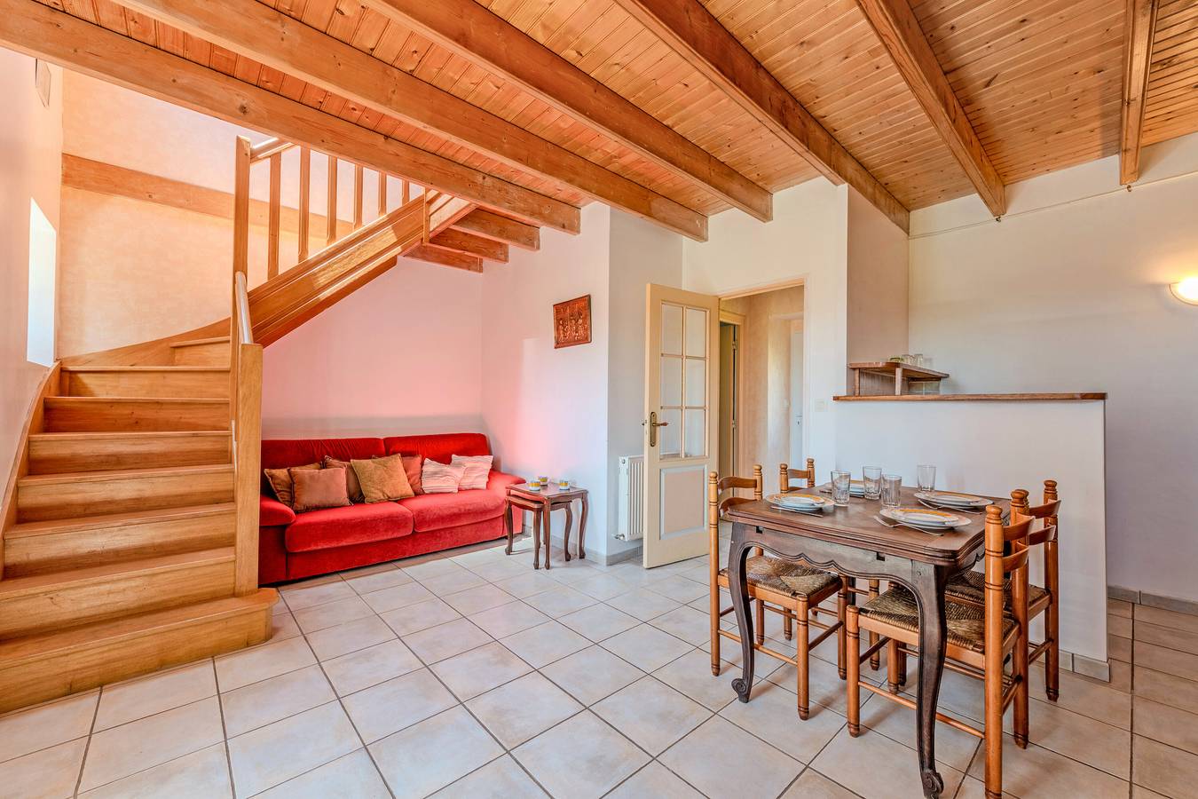 Casa de vacaciones 'Le Gîte Bleu 2' con terraza privada y jardín compartido in Porspoder, Región de Brest