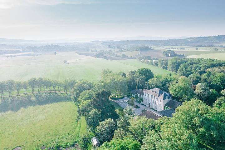 Gîte pour 13 personnes, avec Jardin à Mazerolles-du-Razès