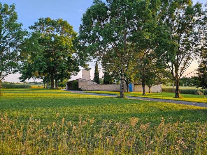 Location de vacances pour 11 personnes, avec piscine ainsi que jardin et vue, animaux acceptés dans Poulan-Pouzols - 4