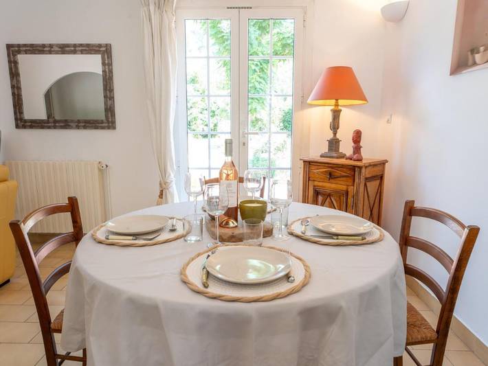 Location de vacances pour 5 personnes, avec jardin et terrasse dans Plage des Sablettes - 4