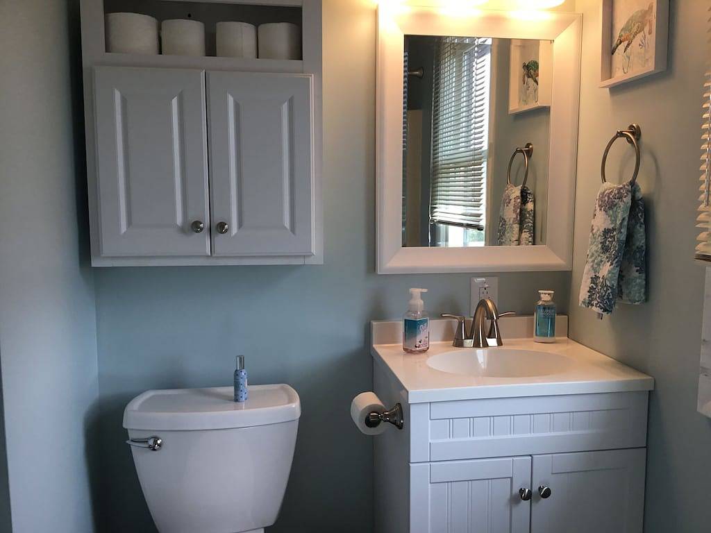 In Kürze wird Ihre bevorzugte Strandvermietung, die beste Veranda überhaupt, und Ihr Hund ist willkommen in Salvo, Pamlico Sound