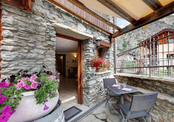 Appartement de vacances pour 5 personnes, avec Terrasse et Jardin