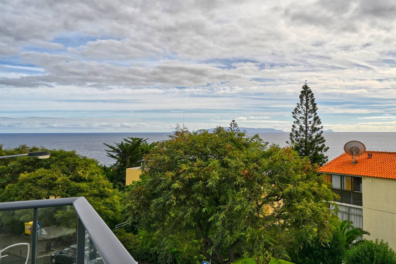 Geheel appartement, Tamariz Sea View, a Home in Madeira in Caniço de Baixo, Caniço