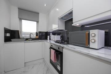 Holiday Apartment for 4 People in Brighton Marina, Brighton, Photo 1