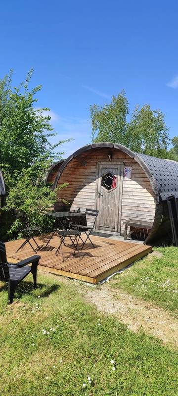 Log Cabin for 3 People in Mont-près-Chambord, Loire Valley, Photo 4