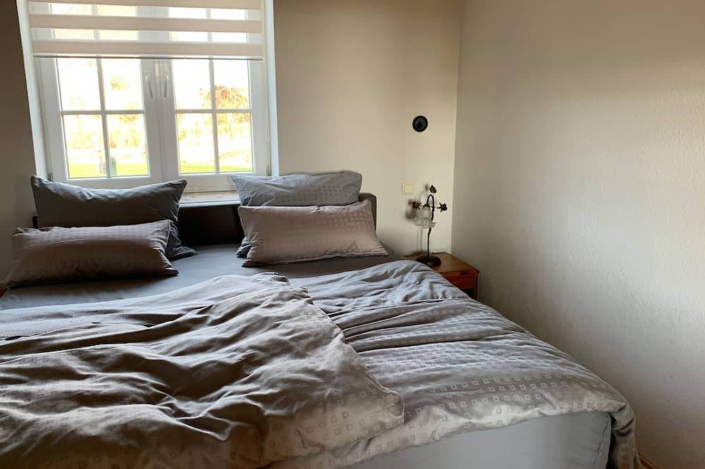 Ganze Wohnung, Abendstille, Ferienwohnung in \"De Feerjenhusen\" am Haubarg von Vollerwiek in Vollerwiek, Eiderstedt