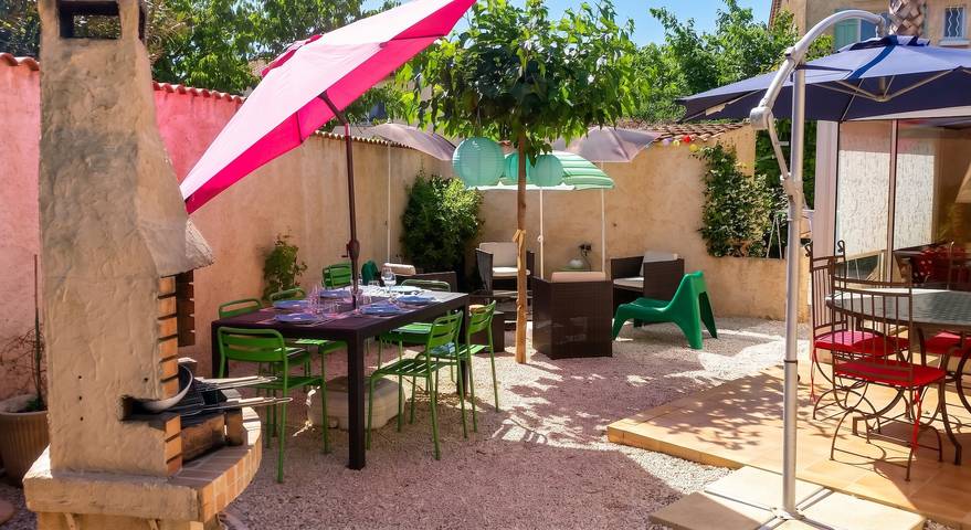 Maison charmante à La Londe-les-Maures, jardin clôturé in La Londe-les-Maures, Parc national de Port-Cros