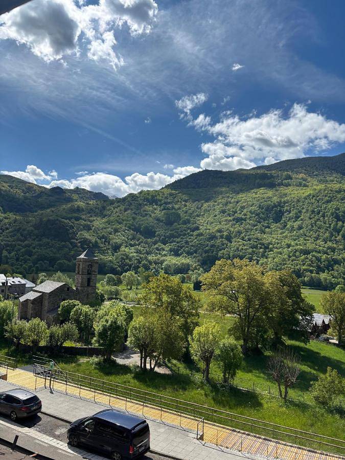 Casa rural para 2 personas, con Balcón y Terraza además de Jardín y Vistas en Alta Ribagorça - 3