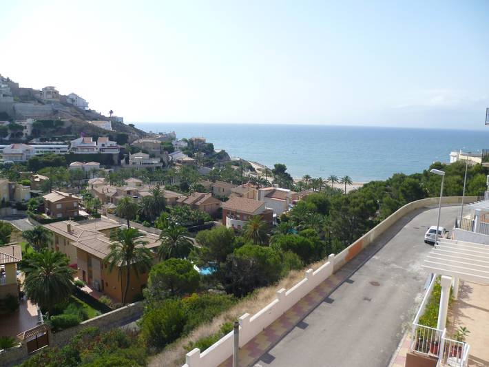 Ganze Wohnung, Moderne 3-Zimmer-Wohnung mit Pool nahe am Strand in Platja de Cap Blanc (Cullera), Cullera