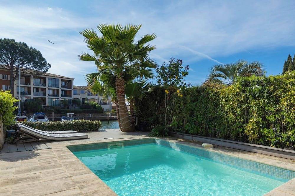 Superbe Maison de Pêcheur  avec Piscine Privée /Amarrage - Port Grimaud in Port Grimaud, Grimaud