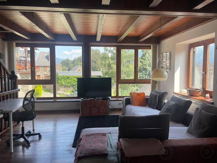 Gîte pour 5 personnes, avec vue à Vilamòs - 3