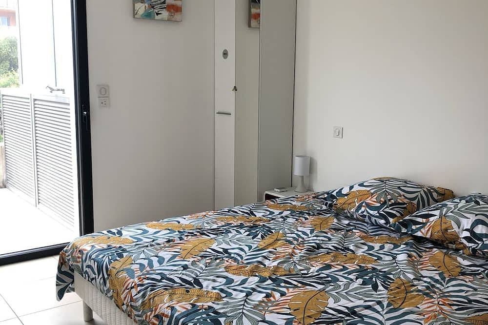 Appartement entier, Logement tout confort dans résidence les pieds dans l’eau in Propriano, Arrondissement de Sartène