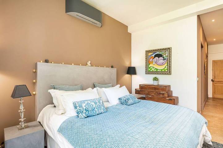 Location de vacances pour 13 personnes, avec jardin à Saint-Didier-au-Mont-d'Or - 3