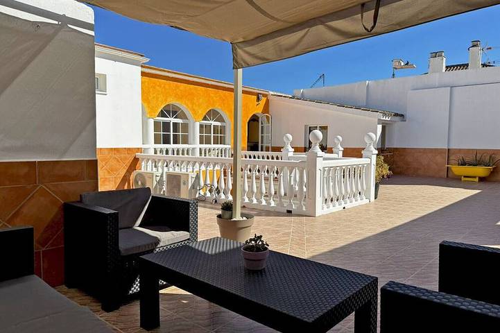 Casa de vacaciones para 10 personas, con jardín y balcón - 1