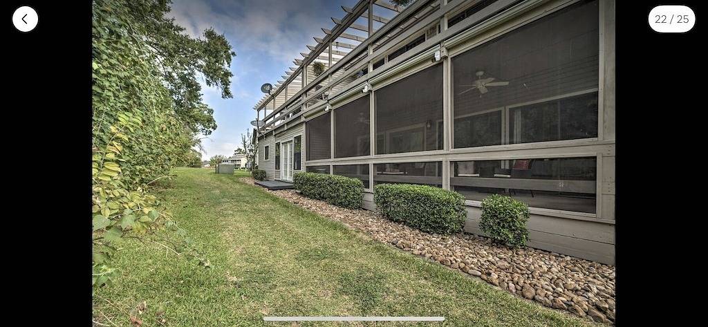 Ganze Wohnung, Upscale Escape on Lake Conroe in April Sound! “On Lake Time” 3-2 on First Floor! in Lake Conroe