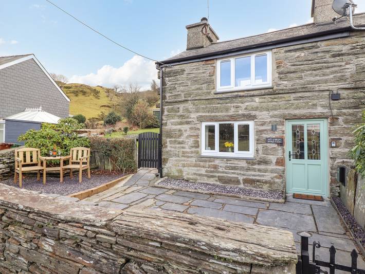 Cottage for 2 people, with garden, with pets in Snowdonia
