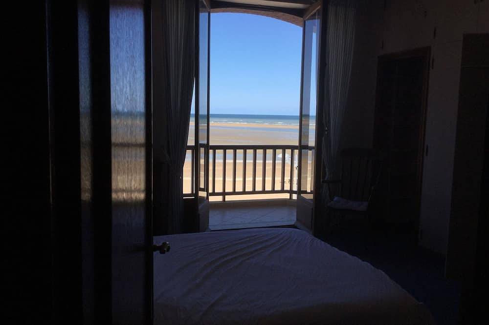 Villa em Frente ao Mar, Acesso Direto à Praia in Saint-Sauveur-de-la-Mer, Lisieux region