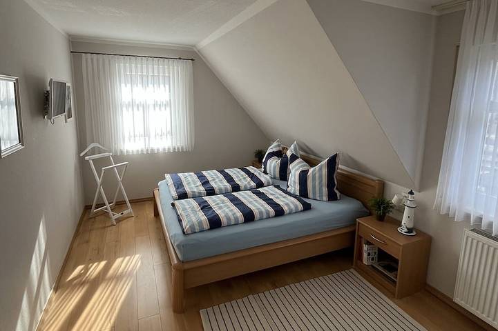 Ferienhaus für 6 Personen, mit Terrasse und Garten in Zingst - 2