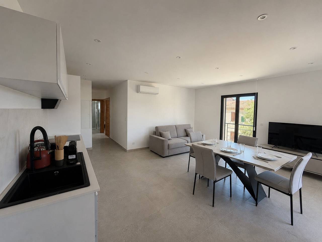 Appartement entier, Appart Perla di Mare in Monticello, Région de Calvi